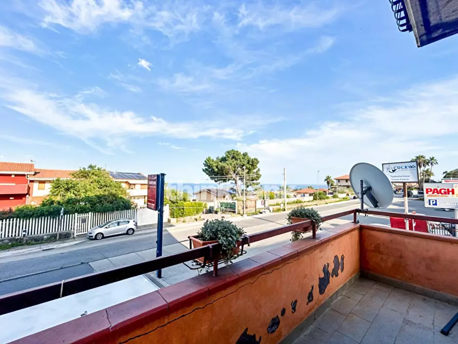 Immagine 13 di Appartamento in vendita  in via vampolieri a Aci Catena