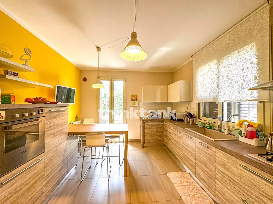 Immagine 8 di Villa in vendita  in Via pippo fava a Siracusa