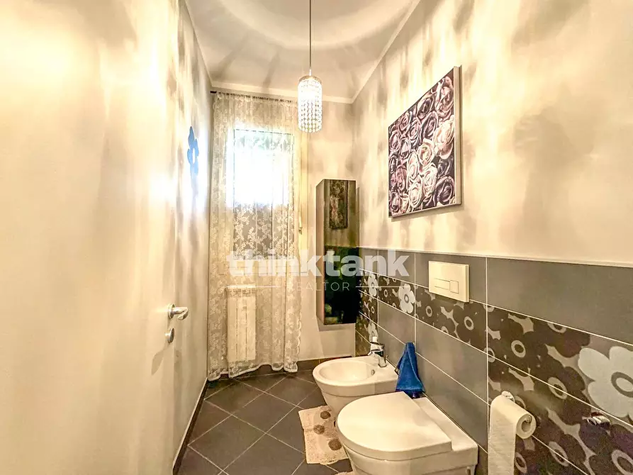 Immagine 15 di Villa in vendita  in Via pippo fava a Siracusa