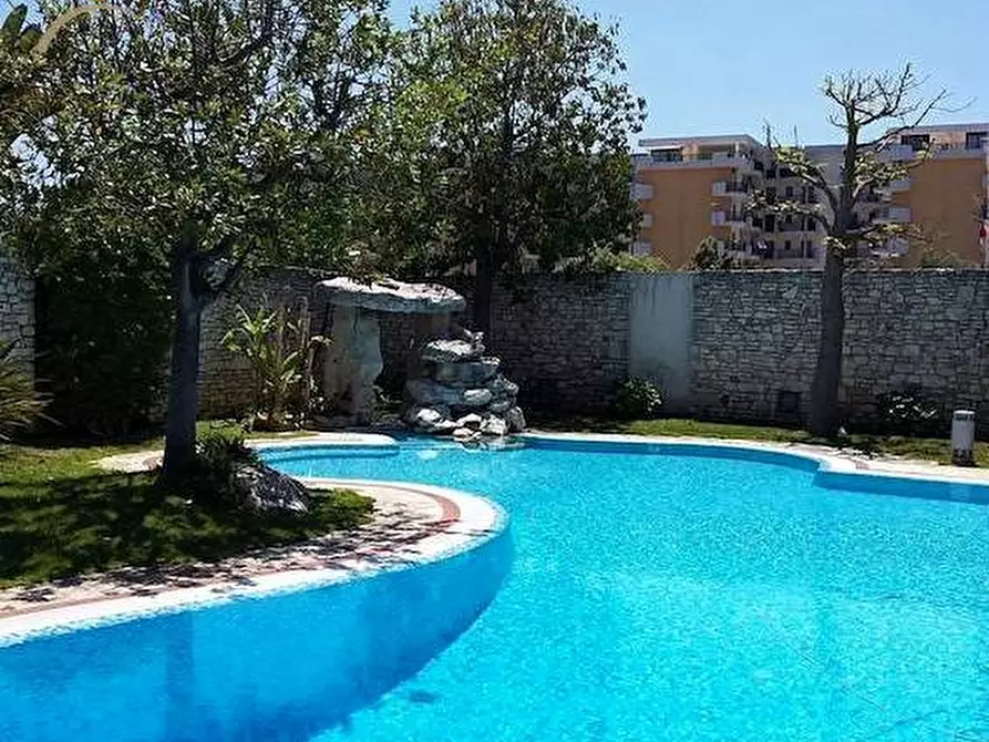 Immagine 7 di Villa in vendita  in Via Chico Mendez a Bisceglie