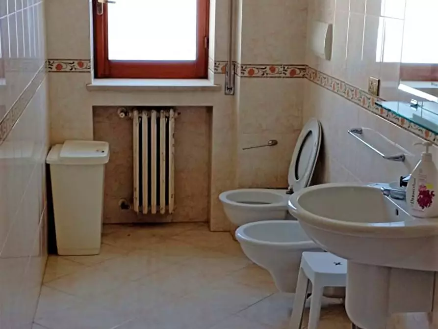 Immagine 10 di Appartamento in vendita  in Via G. Carducci a Andria