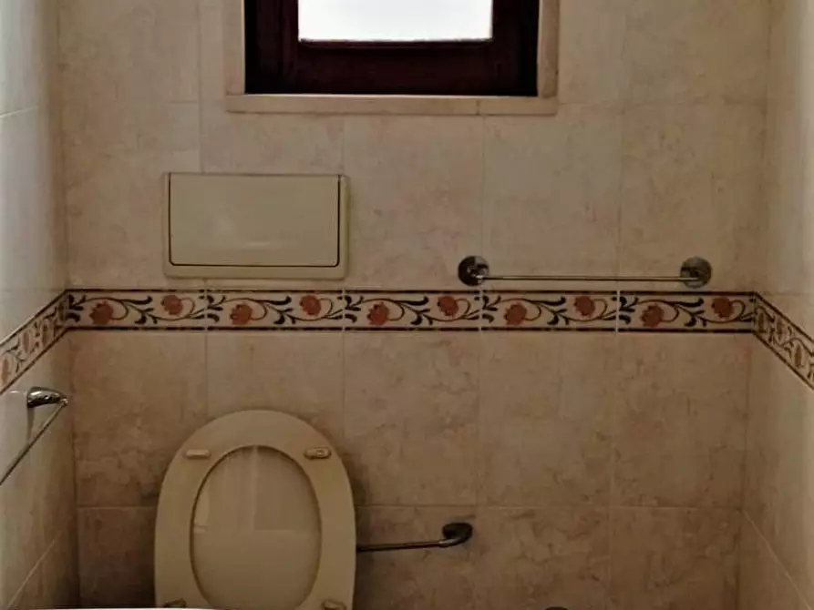 Immagine 11 di Appartamento in vendita  in Via G. Carducci a Andria