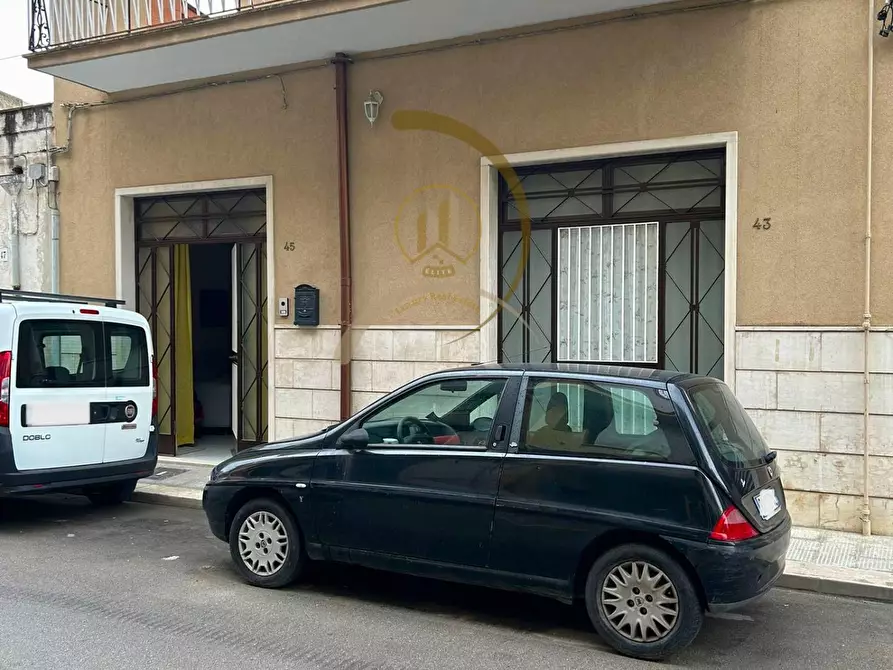 Immagine 1 di Casa indipendente in vendita  in Via G.D'Annunzio a Andria