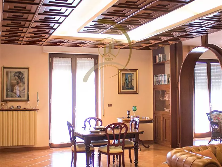Immagine 5 di Casa indipendente in vendita  in Viale Palmiro Togliatti a Andria