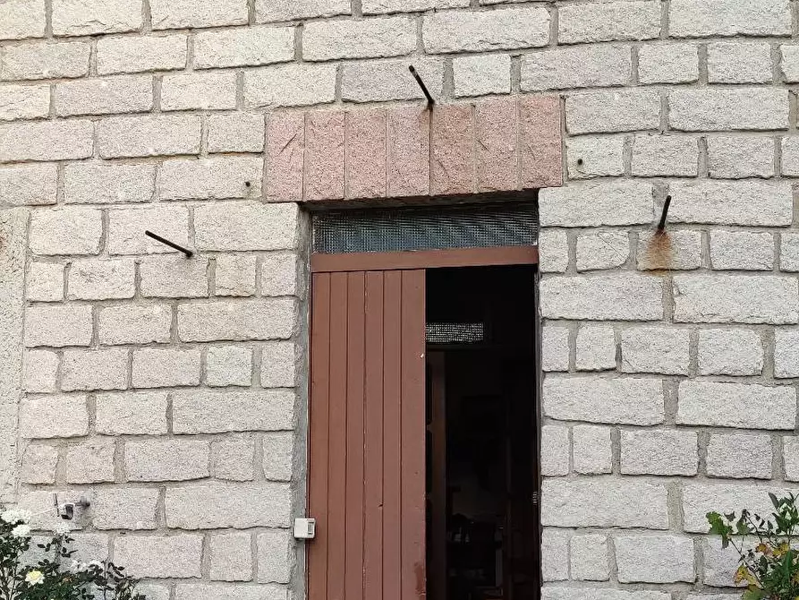 Immagine 12 di Locale commerciale in vendita  in Panoramica a Aggius