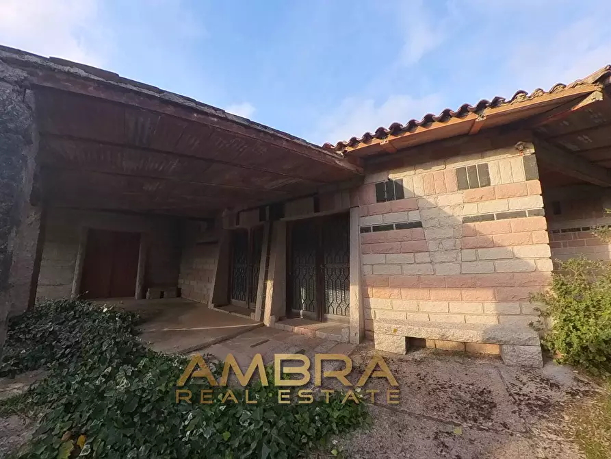 Immagine 18 di Locale commerciale in vendita  in Panoramica a Aggius