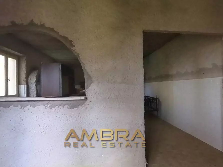 Immagine 26 di Locale commerciale in vendita  in Panoramica a Aggius