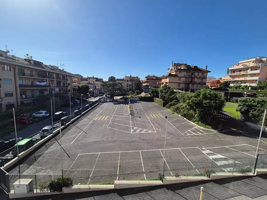 Immagine 25 di Appartamento in vendita  in via di carcaricola a Roma