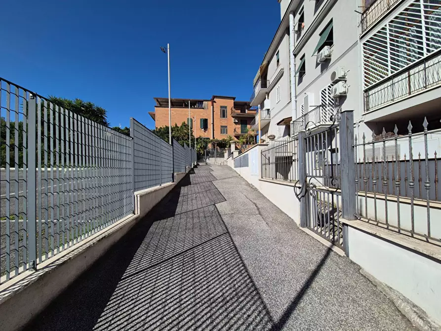 Immagine 29 di Appartamento in vendita  in via di carcaricola a Roma