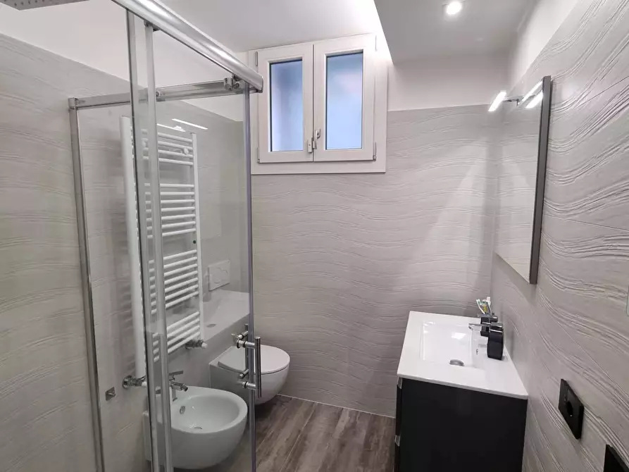 Immagine 25 di Villetta a schiera in vendita  in Via Del Fosso Di Santa Maura a Roma