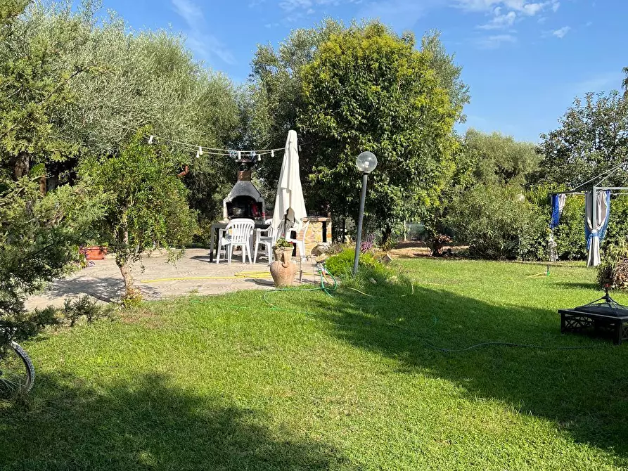 Immagine 22 di Villa in vendita  in via casal Bianco a Guidonia Montecelio