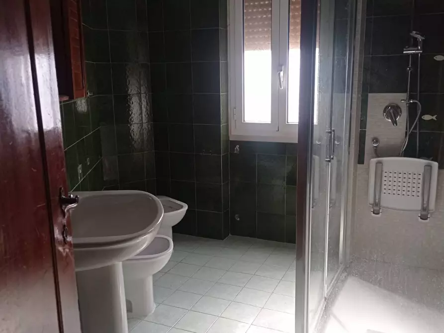 Immagine 4 di Appartamento in vendita  in VIA GIOVANNI ALESSANDRI a Roma