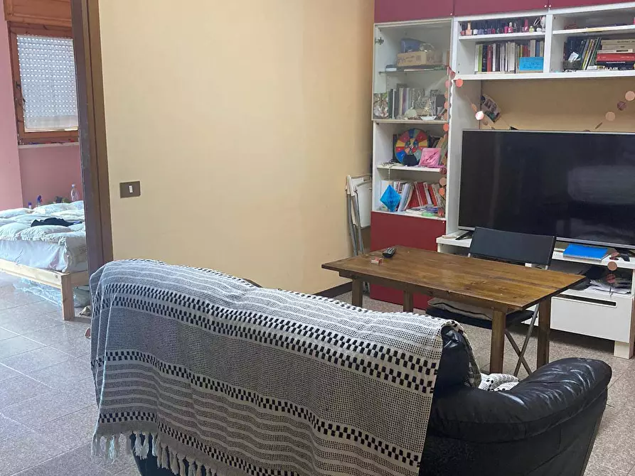 Immagine 3 di Appartamento in vendita  in Via Dell'unione a Guidonia Montecelio