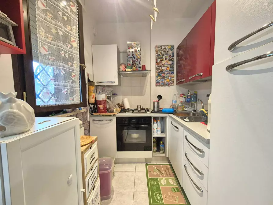 Immagine 7 di Appartamento in vendita  in Via Furnari a Roma