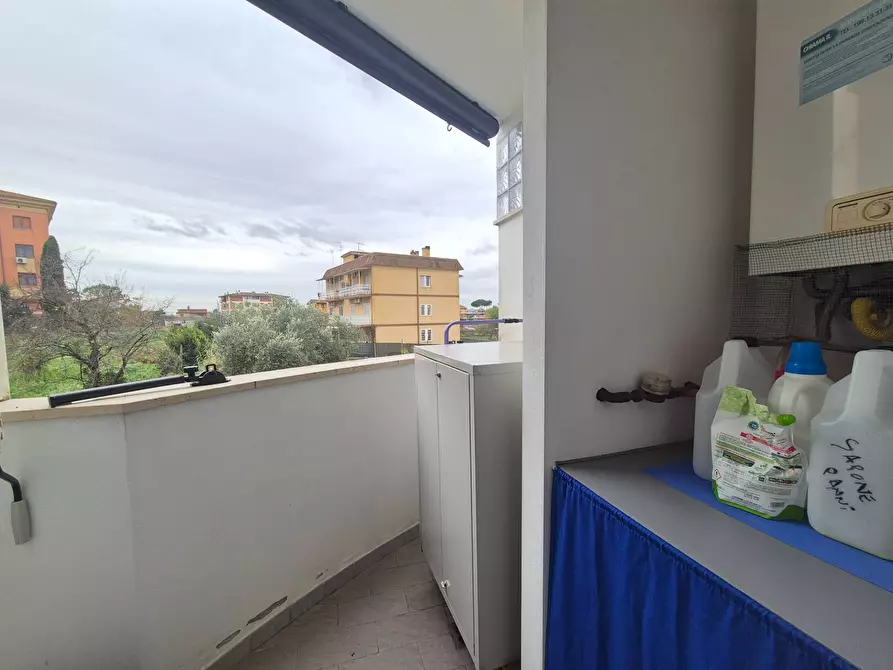 Immagine 16 di Appartamento in vendita  in Via Furnari a Roma