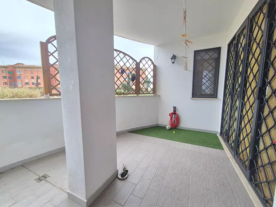 Immagine 19 di Appartamento in vendita  in Via Furnari a Roma