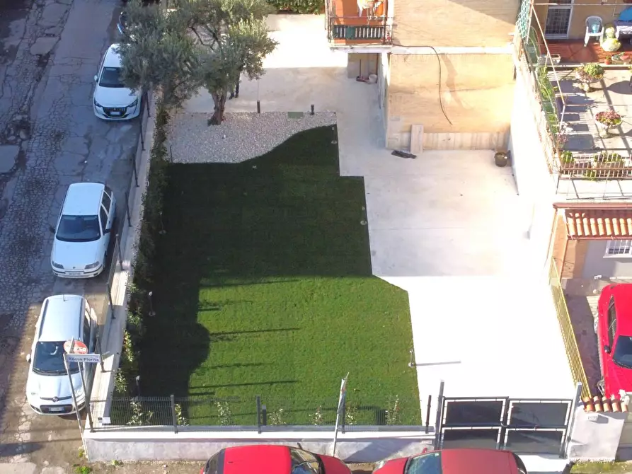 Immagine 19 di Appartamento in vendita  in Via Randazzo a Roma