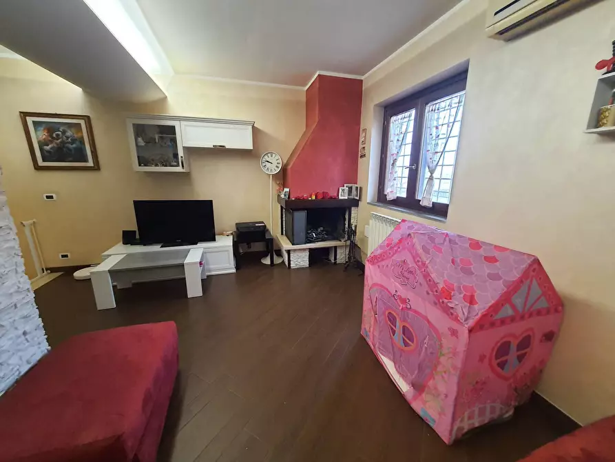 Immagine 8 di Appartamento in vendita  in Via Scillato a Roma