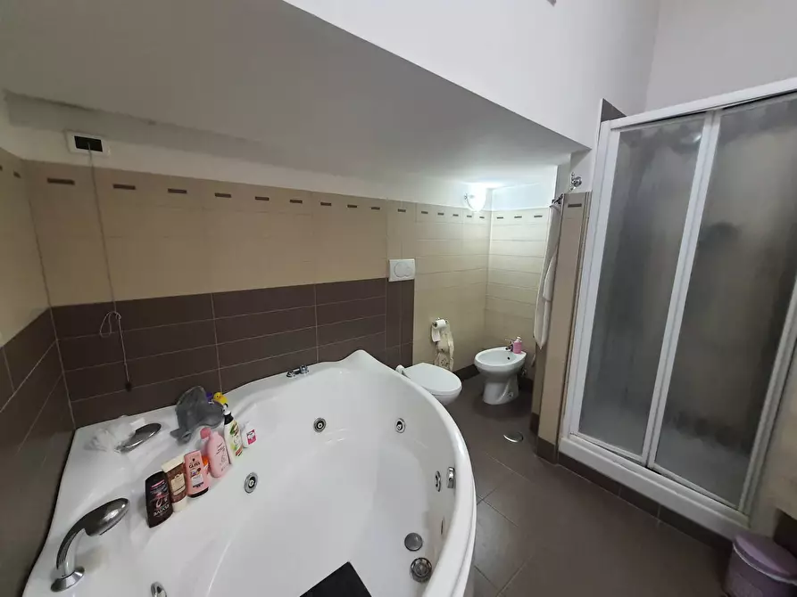 Immagine 29 di Appartamento in vendita  in Via Scillato a Roma