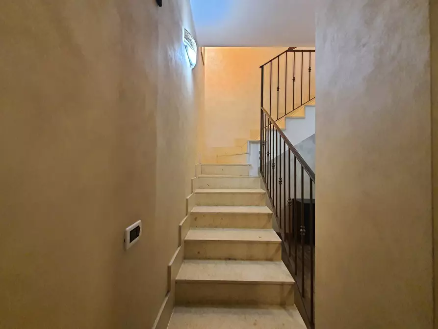 Immagine 19 di Appartamento in vendita  in Via Scillato a Roma