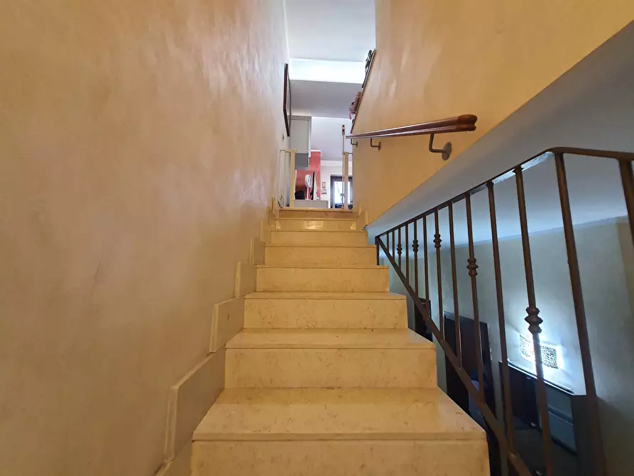 Immagine 20 di Appartamento in vendita  in Via Scillato a Roma