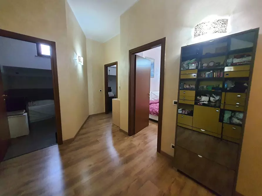 Immagine 24 di Appartamento in vendita  in Via Scillato a Roma