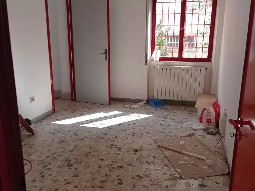 Immagine 29 di Appartamento in vendita  in Via Carlentini a Roma