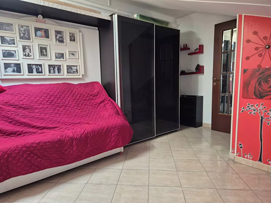 Immagine 25 di Appartamento in vendita  in Via Signiola a Roma