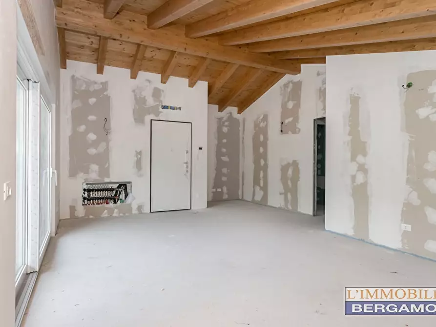 Immagine 10 di Appartamento in vendita  in via Rossini a Sant'omobono Terme