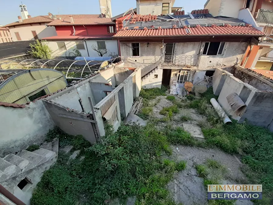 Immagine 14 di Terreno residenziale in vendita  a Azzano San Paolo