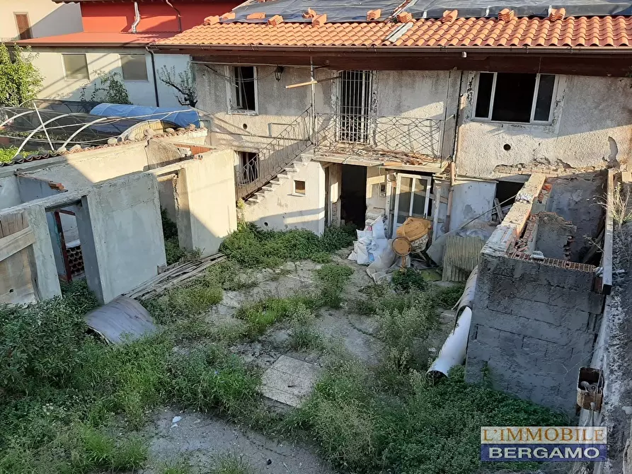 Immagine 15 di Terreno residenziale in vendita  a Azzano San Paolo