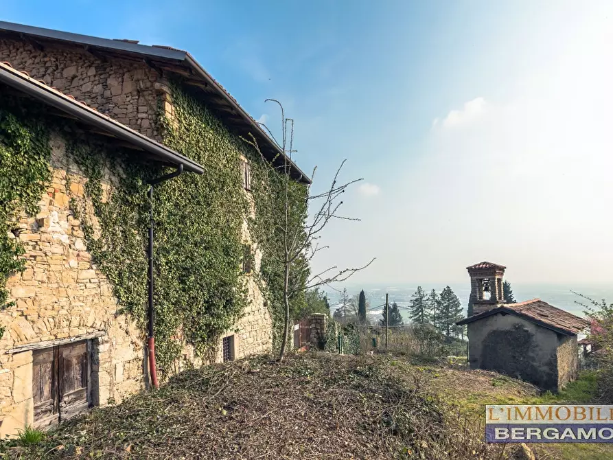 Immagine 1 di Rustico / casale in vendita  in via Montebello a Chiuduno