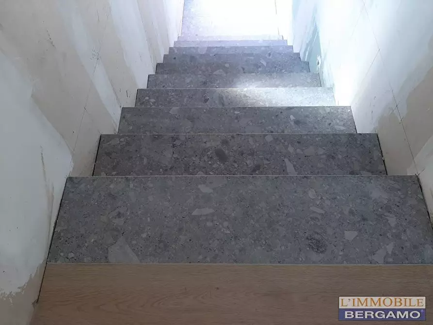 Immagine 6 di Appartamento in vendita  a Treviolo