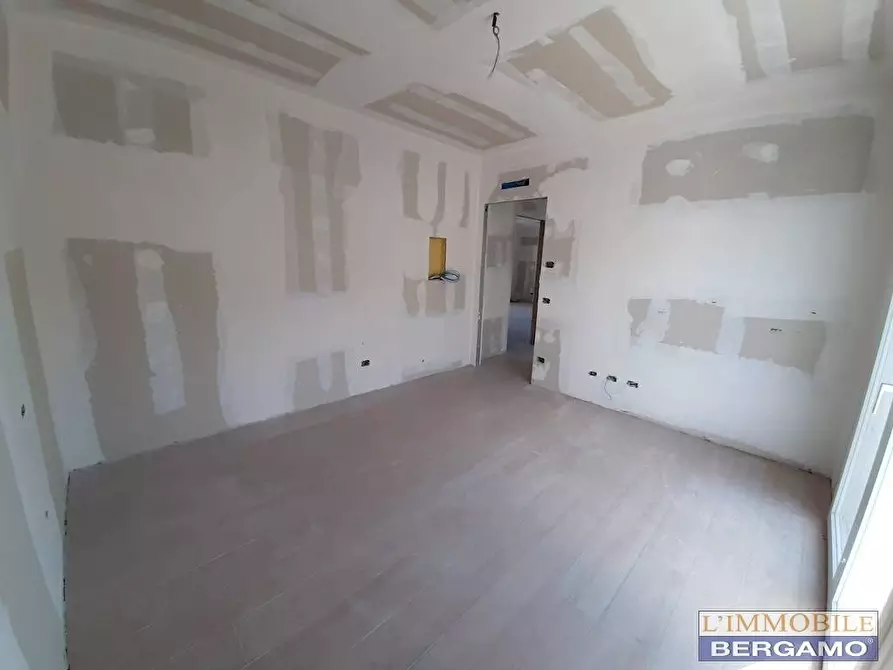 Immagine 18 di Appartamento in vendita  a Treviolo