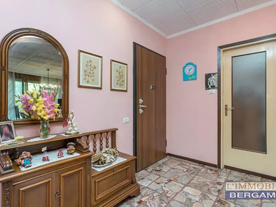 Immagine 3 di Appartamento in vendita  in via Forlanini a Ponte San Pietro