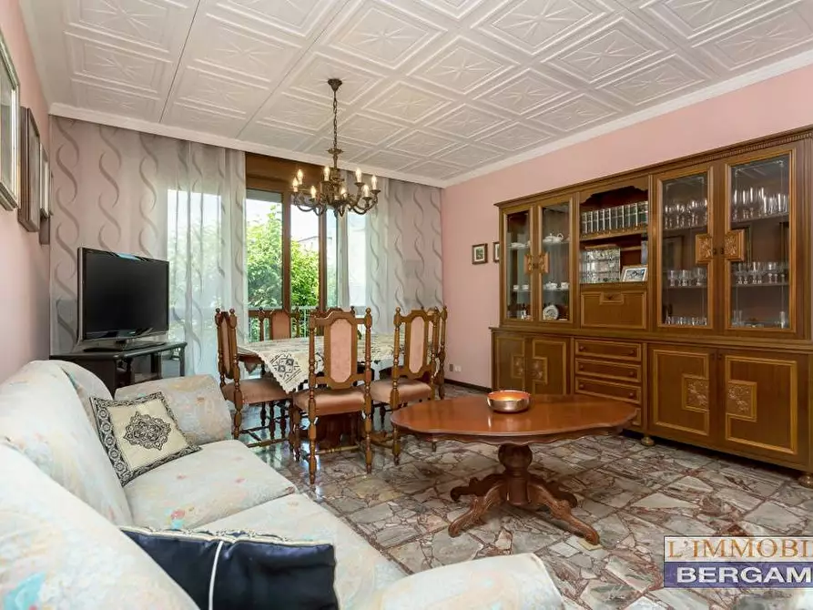 Immagine 4 di Appartamento in vendita  in via Forlanini a Ponte San Pietro