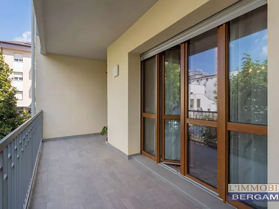 Immagine 5 di Appartamento in vendita  in via Forlanini a Ponte San Pietro