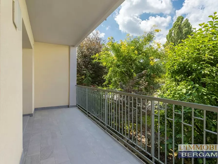 Immagine 6 di Appartamento in vendita  in via Forlanini a Ponte San Pietro