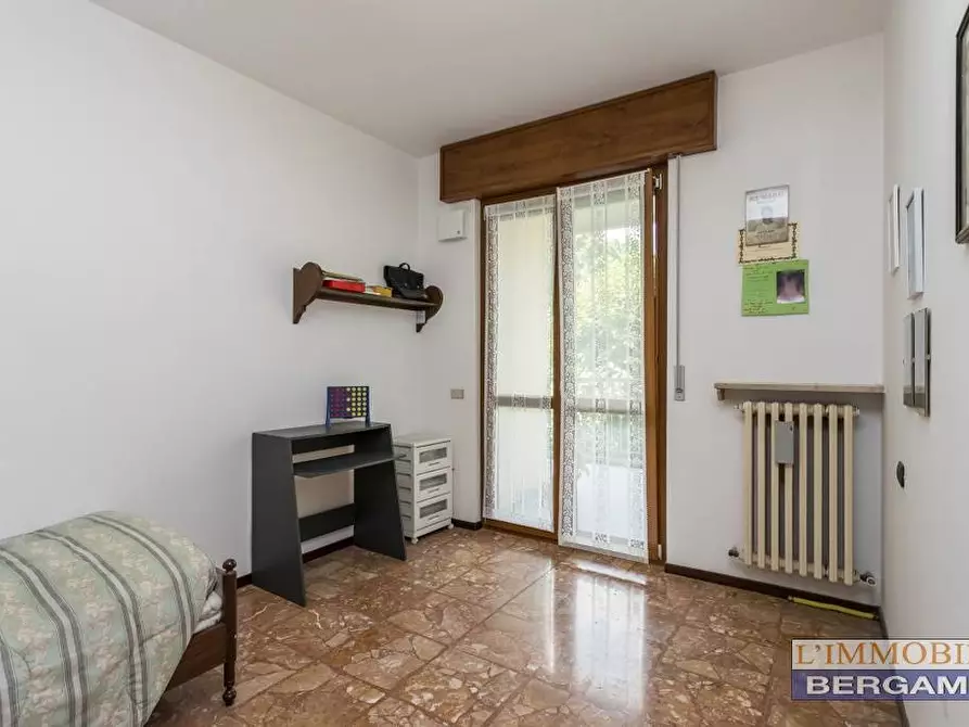 Immagine 13 di Appartamento in vendita  in via Forlanini a Ponte San Pietro