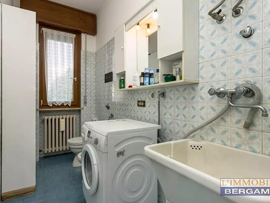 Immagine 16 di Appartamento in vendita  in via Forlanini a Ponte San Pietro