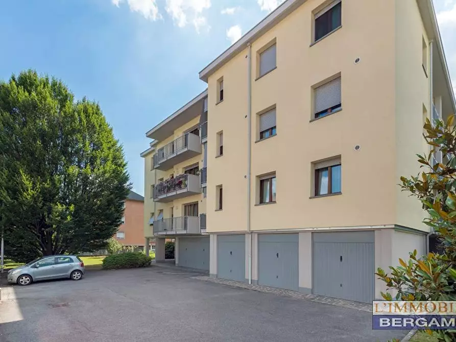 Immagine 20 di Appartamento in vendita  in via Forlanini a Ponte San Pietro