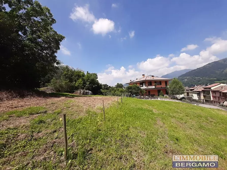 Immagine 2 di Terreno residenziale in vendita  in via S. Vincenzo a Pradalunga