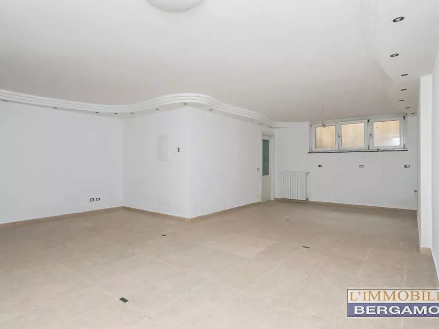 Immagine 30 di Villa in vendita  a Brembate