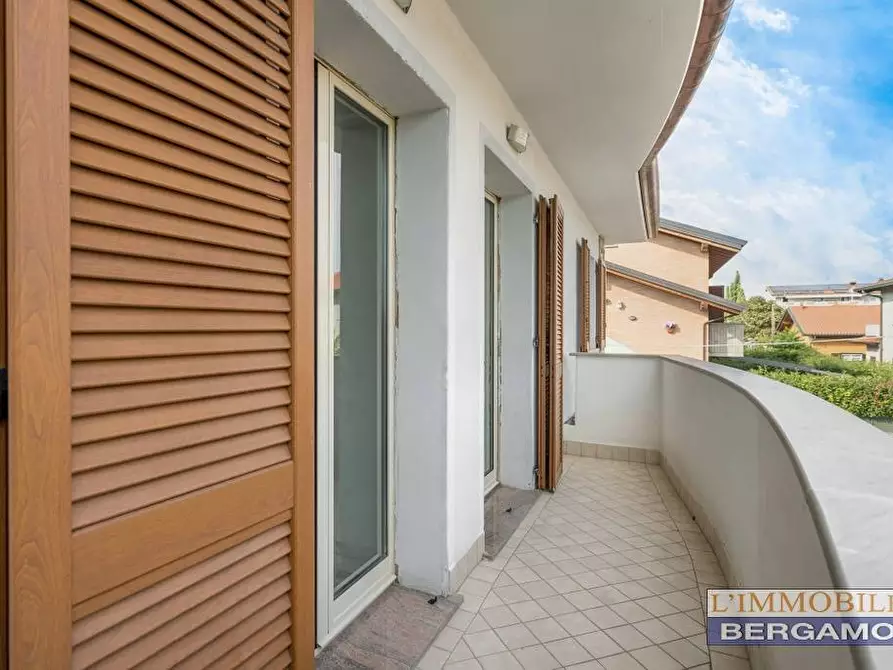 Immagine 14 di Villa in vendita  a Brembate