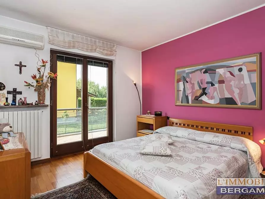 Immagine 17 di Villa in vendita  a Villa Di Serio