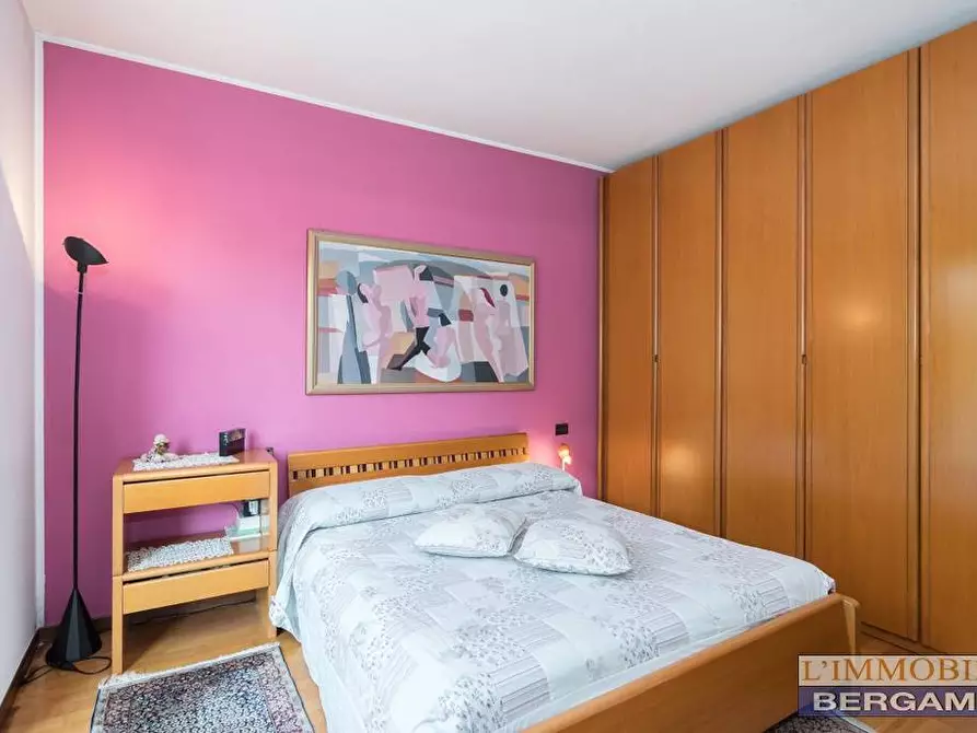 Immagine 19 di Villa in vendita  a Villa Di Serio