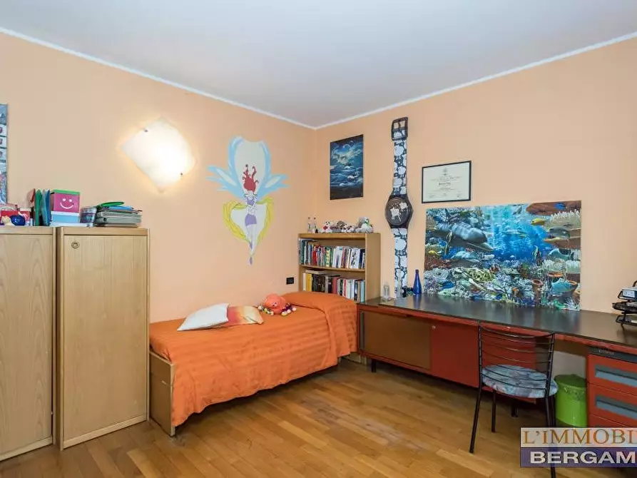 Immagine 24 di Villa in vendita  a Villa Di Serio