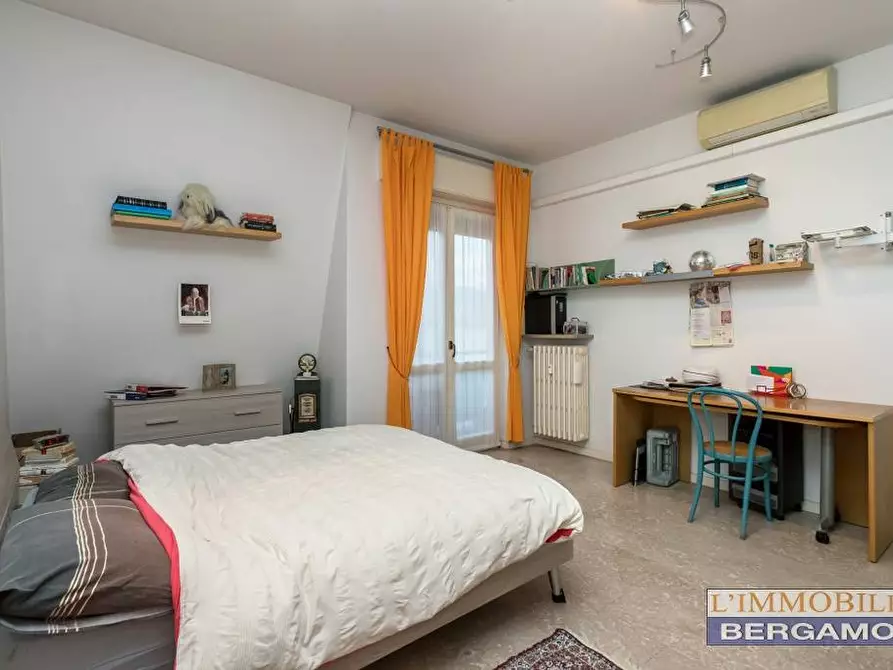 Immagine 24 di Appartamento in vendita  in via Lapacano a Bergamo