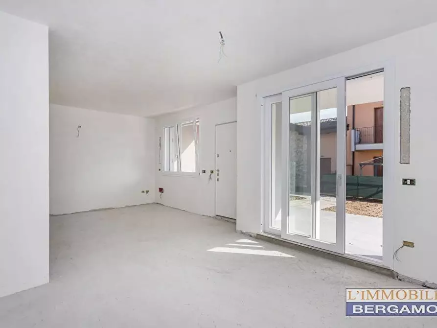 Immagine 8 di Appartamento in vendita  in via Paderno a Seriate
