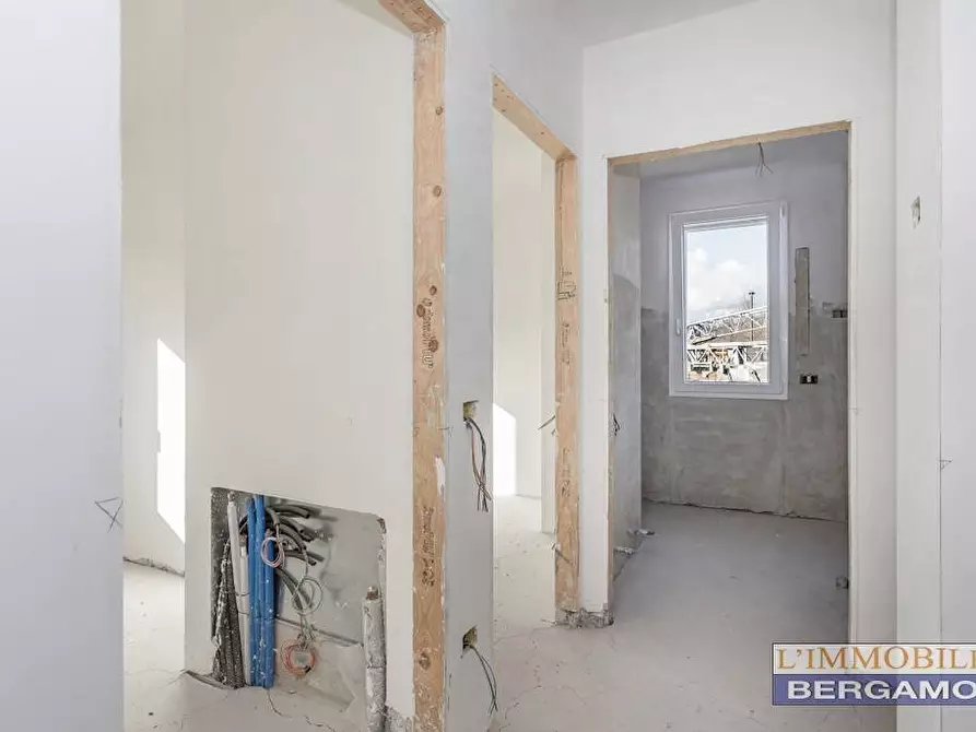 Immagine 10 di Appartamento in vendita  in via Paderno a Seriate